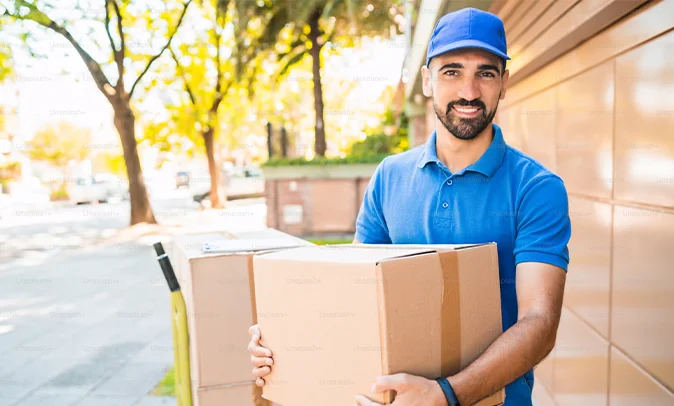 A guy derivering a package